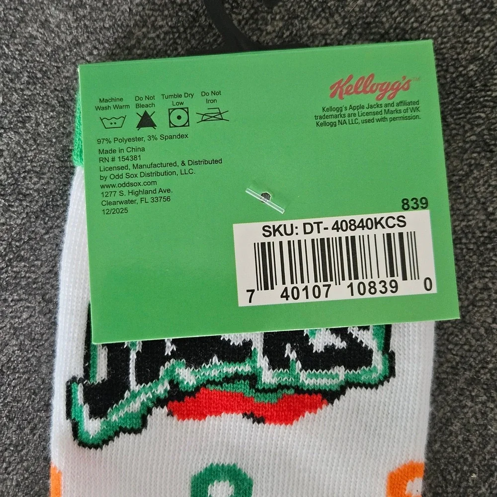 Kellogg's Apple Jacks Kids Crew Socks Ages‎ 7-10 White Green NEW